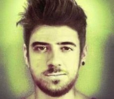 Auron Play Contrataciones Christian Manzanelli Representante Artistico