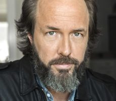 Eric Lange Contrataciones Christian Manzanelli Representante Artístico (1)