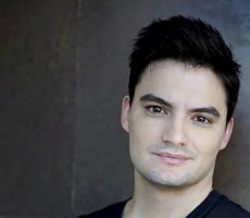 Felipe Neto Contrataciones Christian Manzanelli Representante Artistico