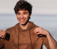 Julián Serrano Contrataciones Christian Manzanelli Representante Artístico (5)