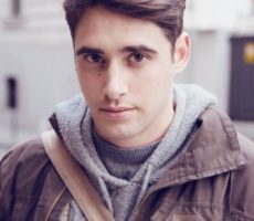 Llorenc Gonzalez Contrataciones Christian Manzanelli Representante Artistico