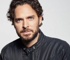 Manolo Cardona Contrataciones Christian Manzanelli Representante Artístico (2)