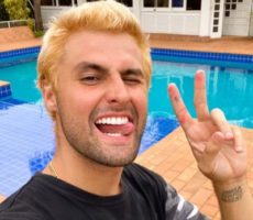 Rezendeevil Contrataciones Christian Manzanelli Representante Artistico