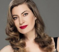 Adriana Arango Contrataciones Christian Manzanelli Representante Artístico (1)