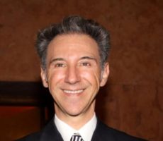 Darío T Pie Contrataciones Christian Manzanelli Representante Artístico (4)