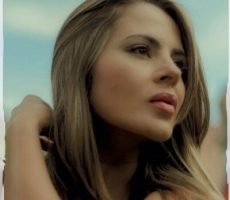 Estefania Gomez Contrataciones Christian Manzanelli Representante Artistico .jpg .jpg .jpg .jpg