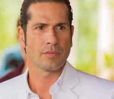 Gregorio Pernia Contrataciones Christian Manzanelli Representante Artistico .jpg .jpg .jpg .jpg .jpg .jpg