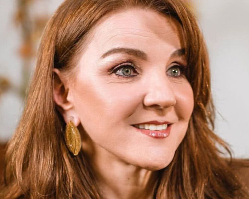 luces velasquez contrataciones christian manzanelli representante artistico..jpg .jpg .png .jpg