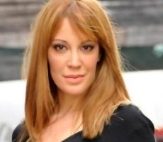 Miriam Lanzoni Contrataciones Christian Manzanelli Representante Artistico .jpg .jpg