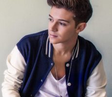 Ruggero Pasquarelli Contrataciones Christian Manzanelli Representante Artístico (4)