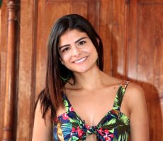 Stephania Duque Contrataciones Christian Manzanelli Representante Artistico .jpg